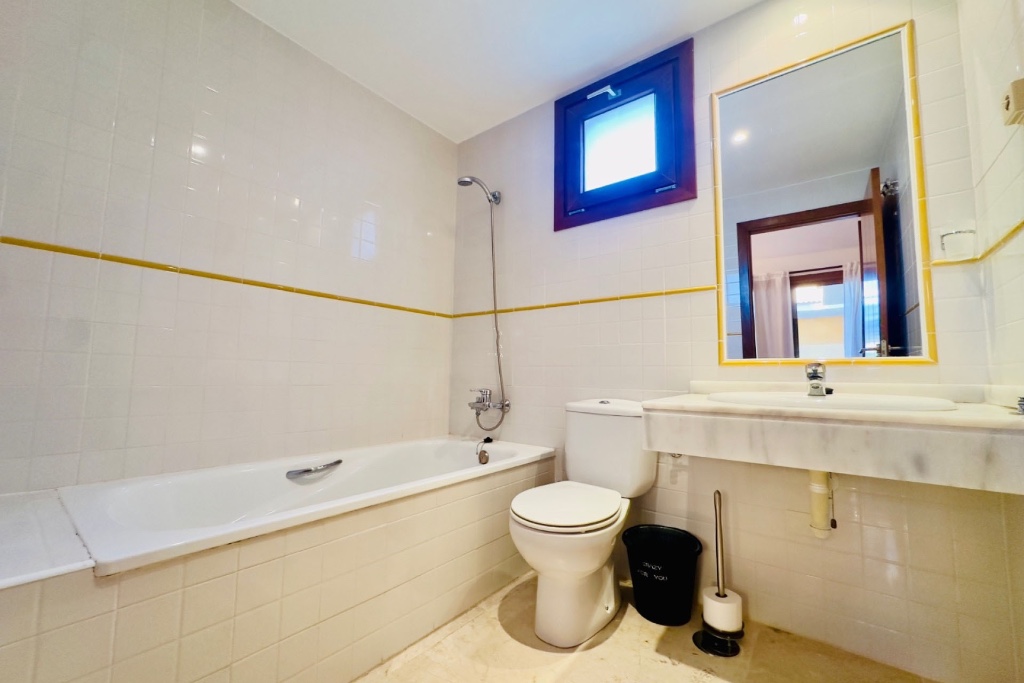Lägenhet i Punta Prima, Alicante, Spanien 2 sovrum, 95 kvm. Nr. 145430