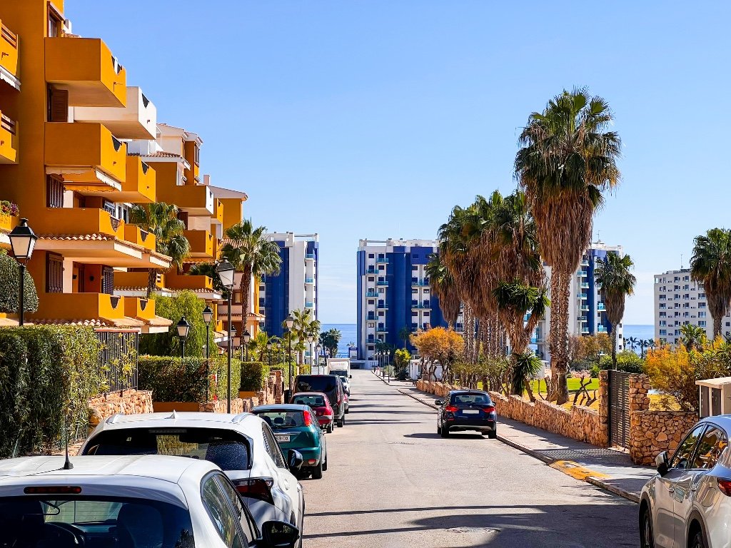 Lägenhet i Punta Prima, Alicante, Spanien 2 sovrum, 95 kvm. Nr. 145430
