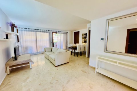 Huoneisto myytävänä Punta Prima, Alicante, Espanja, 2 makuuhuonetta, 95 m2 No. 145430 - kuva 7