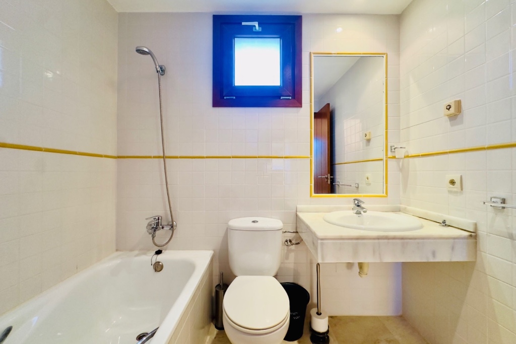 Lägenhet i Punta Prima, Alicante, Spanien 2 sovrum, 95 kvm. Nr. 145430