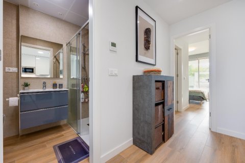 Apartment for sale in Alicante, Spain 2 bedrooms, 69 sq.m. No. 145431 - photo 24