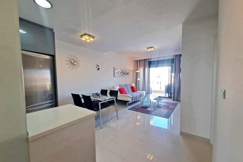 Huoneisto myytävänä Mil Palmeras, Alicante, Espanja, 2 makuuhuonetta, 65 m2 No. 145434 - kuva 6