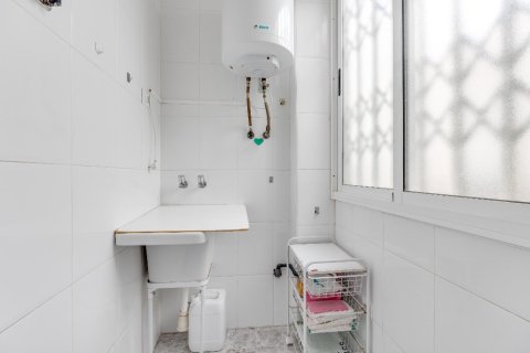 Huoneisto myytävänä Torrevieja, Alicante, Espanja, 2 makuuhuonetta, 105 m2 No. 145432 - kuva 24