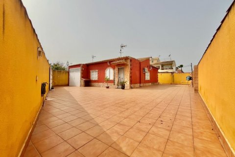 Продажа виллы в Лос Балконес, Аликанте, Испания 2 спальни, 120м2 №155937 - фото 3