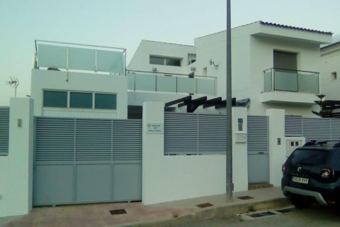 Продажа виллы в Кокс, Аликанте, Испания 4 спальни, 216м2 №155938 - фото 14