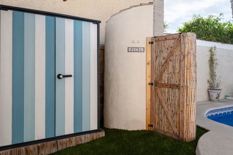 Villa à vendre à Santa Pola, Alicante, Espagne, 6 chambres, 262 m2 No. 155939 - photo 22