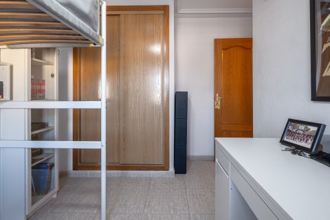 Villa à vendre à Santa Pola, Alicante, Espagne, 6 chambres, 262 m2 No. 155939 - photo 18