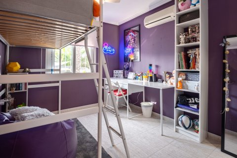 Villa à vendre à Santa Pola, Alicante, Espagne, 6 chambres, 262 m2 No. 155939 - photo 19