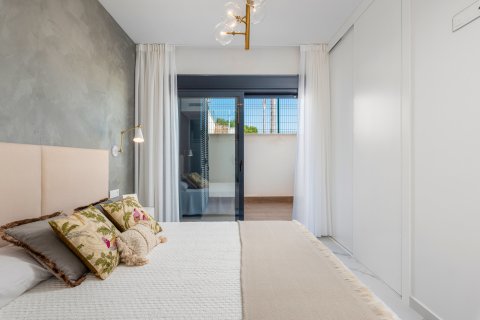 Bungalow w San Miguel de Salinas, Alicante, Hiszpania 3 sypialnie, 92 mkw. nr 188667 – zdjęcie 14