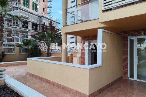 Продажа квартиры в Гуардамар-дель-Сегура, Аликанте, Испания 2 спальни, 75м2 №183813 - фото 11