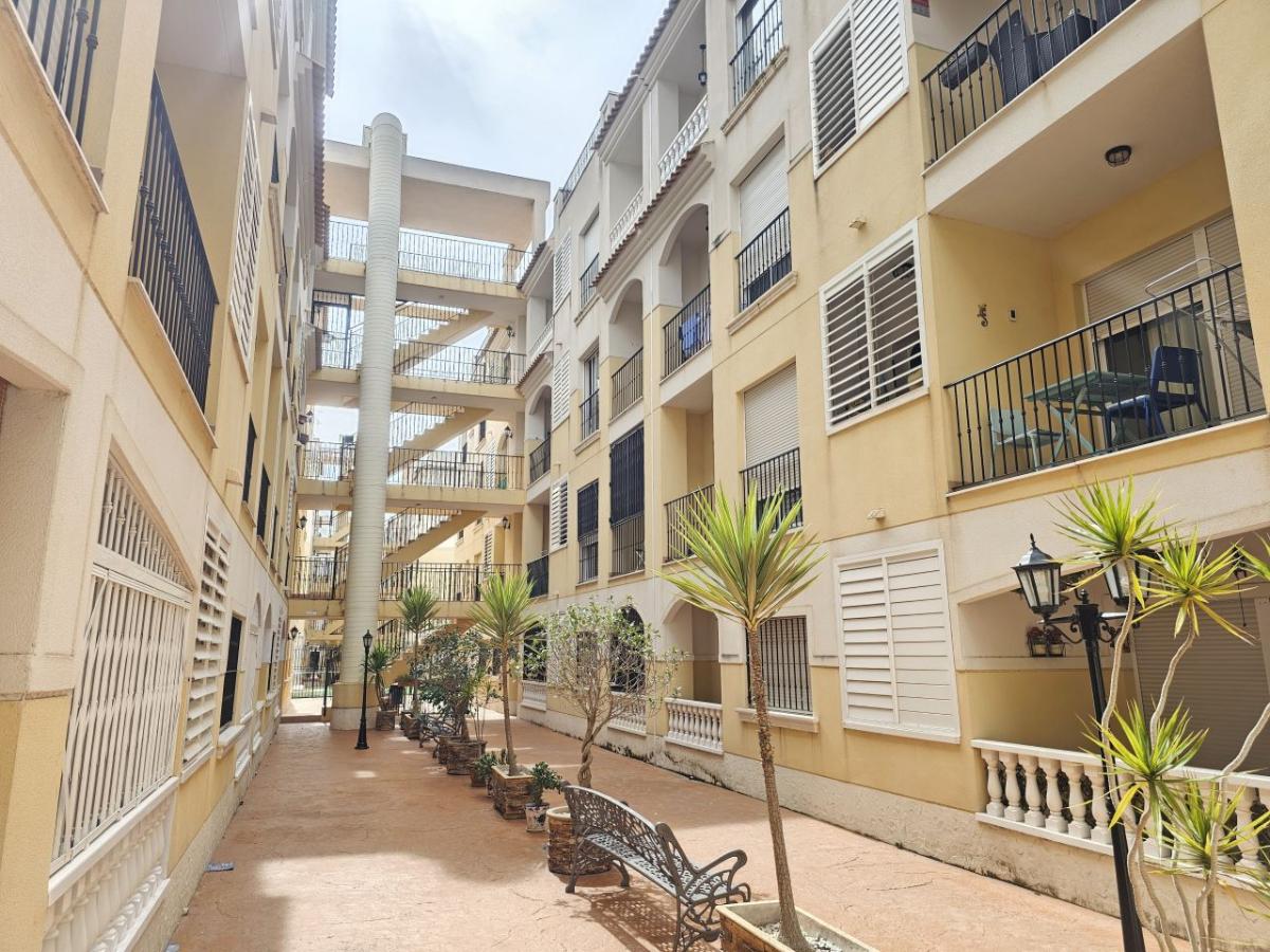 Appartamento a Alicante, Spagna 2 camere da letto, 65 mq. N° 183812