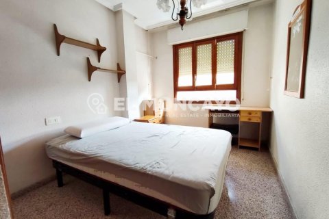 Продажа квартиры в Альморади, Аликанте, Испания 4 спальни, 111м2 №183815 - фото 21