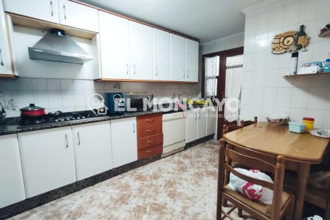 Продажа квартиры в Альморади, Аликанте, Испания 4 спальни, 111м2 №183815 - фото 10