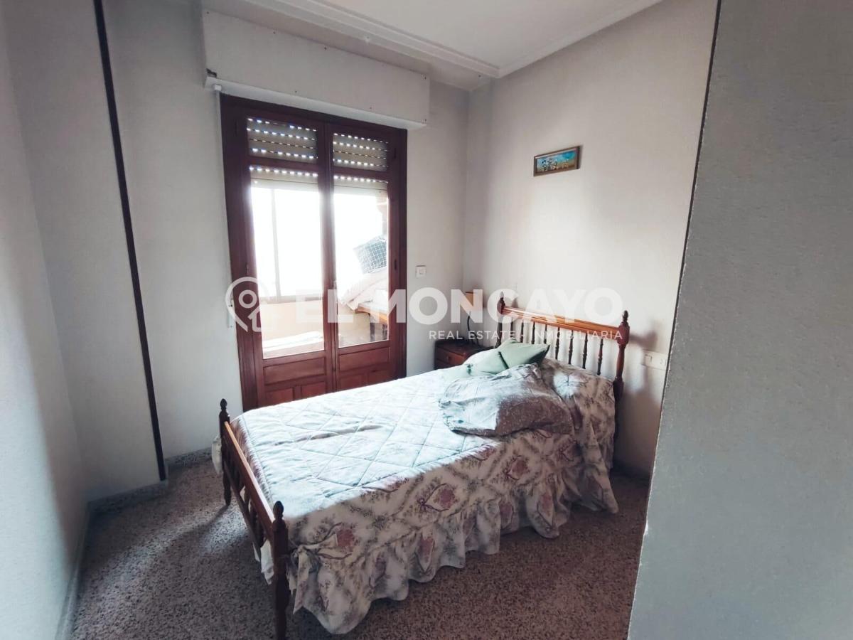 Квартира в Альморади, Аликанте, Испания 4 спальни, 111м2 №183815
