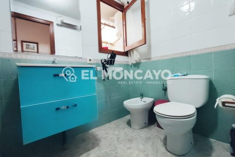 Продажа квартиры в Альморади, Аликанте, Испания 4 спальни, 111м2 №183815 - фото 20