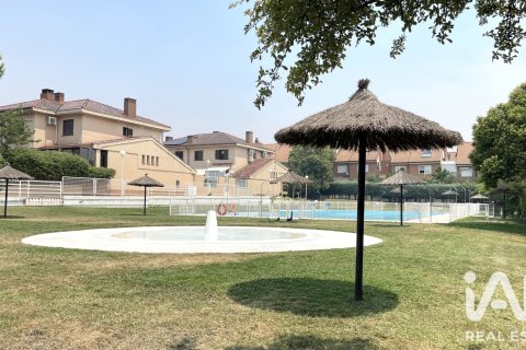 Townhouse zum Verkauf in Las Rozas de Madrid, Madrid, Spanien 4 Schlafzimmer, 235 m2 Nr. 192146 - Foto 30