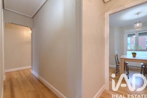 Wohnung zum Verkauf in Bilbao, Biscay, Spanien 3 Schlafzimmer, 76 m2 Nr. 192148 - Foto 3