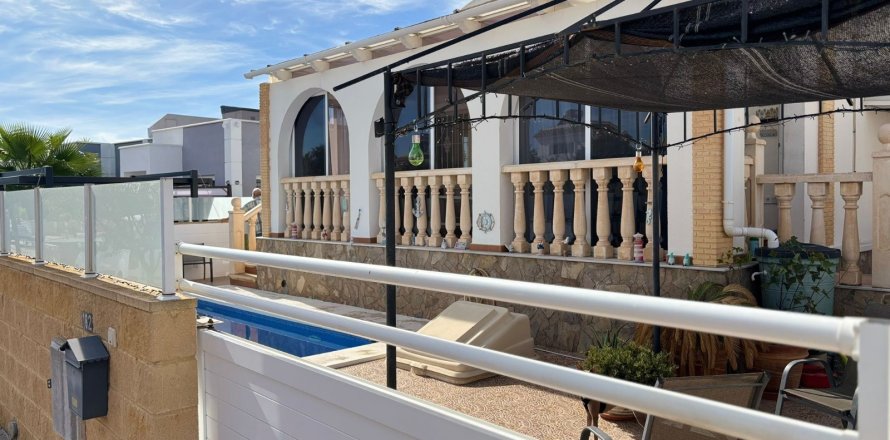 Villa Torre-Pacheco, Murcia, Spānijā 3 istabas, 152 m2 Nr. 142785