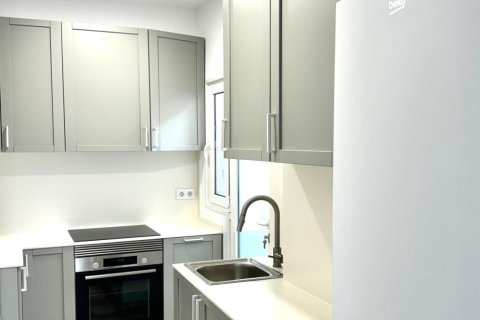 Apartment à vendre Barcelona, Espagne, 3 chambres, 59 m2 No. 133538 - photo 7