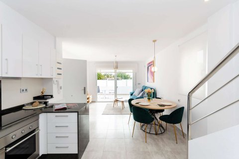 Сasa en venta en Torrevieja, Alicante, España 3 dormitorios, 116.01 m2 No. 176526 - foto 7