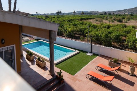 Villa zum Verkauf in Alicante, Spanien 5 Schlafzimmer, 495 m2 Nr. 140320 - Foto 2