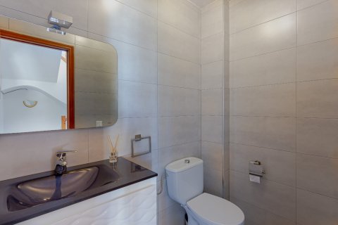 Villa zum Verkauf in Alicante, Spanien 3 Schlafzimmer, 107 m2 Nr. 140319 - Foto 12