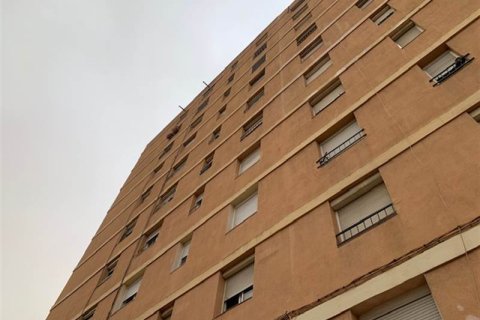 Huoneisto myytävänä Rubi, Barcelona, Espanja, 2 makuuhuonetta, 65 m2 No. 186277 - kuva 2