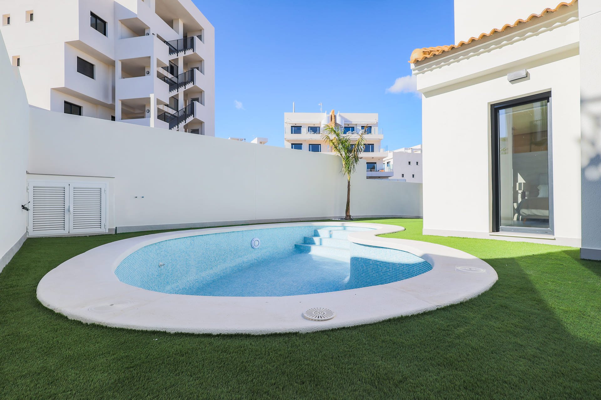 Villa in Alicante, Spanien 3 Schlafzimmer, 109 m2 Nr. 146758