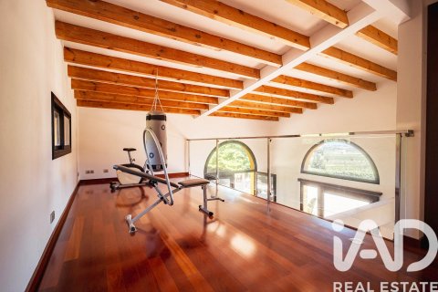 Talo myytävänä Castellvi de la Marca, Barcelona, Espanja, 4 makuuhuonetta, 600 m2 No. 152270 - kuva 15