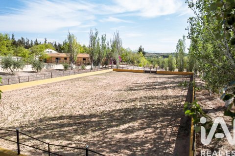 Talo myytävänä Castellvi de la Marca, Barcelona, Espanja, 4 makuuhuonetta, 600 m2 No. 152270 - kuva 4