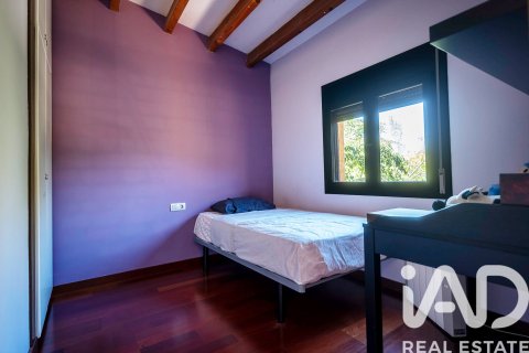 Talo myytävänä Castellvi de la Marca, Barcelona, Espanja, 4 makuuhuonetta, 600 m2 No. 152270 - kuva 21
