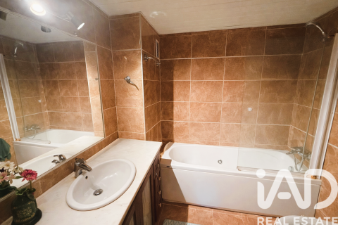 Huoneisto myytävänä Estepona, Malaga, Espanja, 1 makuuhuone, 126 m2 No. 152265 - kuva 16