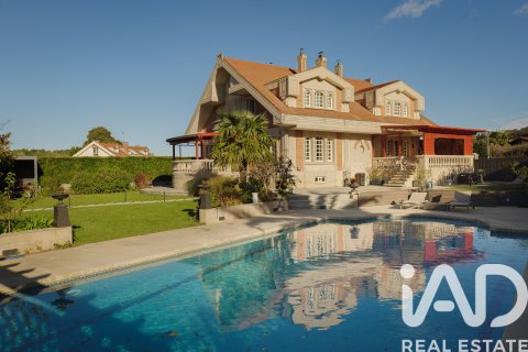 Dom w Gorliz, Biscay, Hiszpania 5 sypialni, 600 mkw. nr 152271 – zdjęcie 27