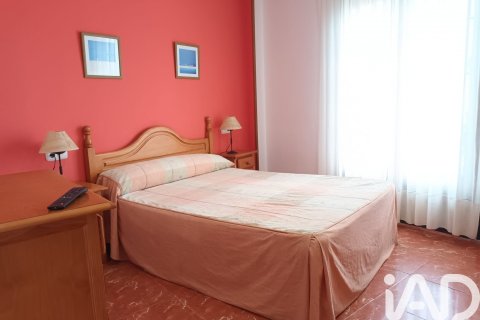 Hotelli myytävänä El Burgo Ranero, Leon, Espanja, 11 makuuhuonetta, 483 m2 No. 152268 - kuva 9