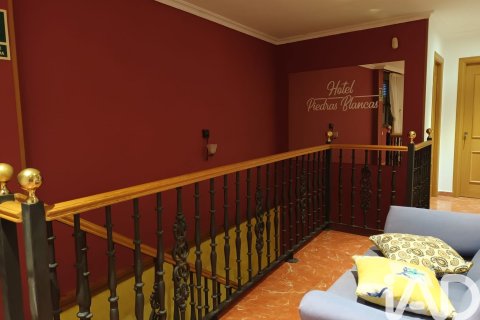 Hotelli myytävänä El Burgo Ranero, Leon, Espanja, 11 makuuhuonetta, 483 m2 No. 152268 - kuva 7