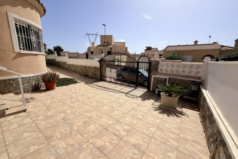 Villa à vendre à Benijofar, Alicante, Espagne, 3 chambres, 112 m2 No. 195461 - photo 5