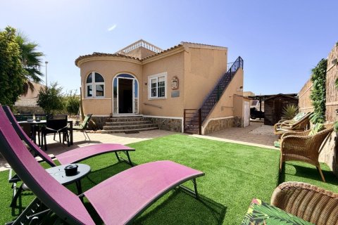 Villa à Benijofar, Alicante, Espagne 3 chambres, 112 m2 No. 195461