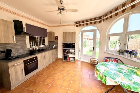 Villa à vendre à Benijofar, Alicante, Espagne, 3 chambres, 112 m2 No. 195461 - photo 9