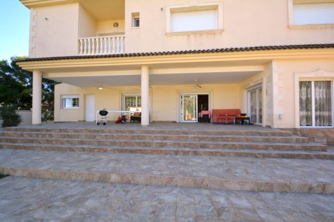 Villa till salu Alicante, Spanien 9 sovrum, 511 kvm. Nr. 139475 - foto 15