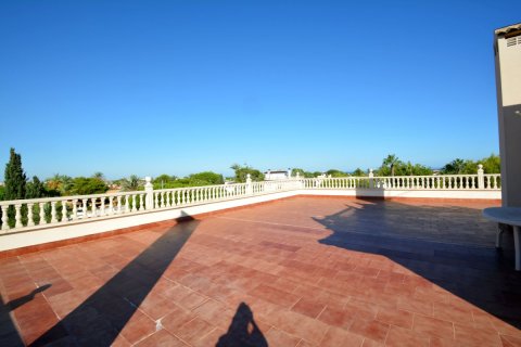 Villa till salu Alicante, Spanien 9 sovrum, 511 kvm. Nr. 139475 - foto 27