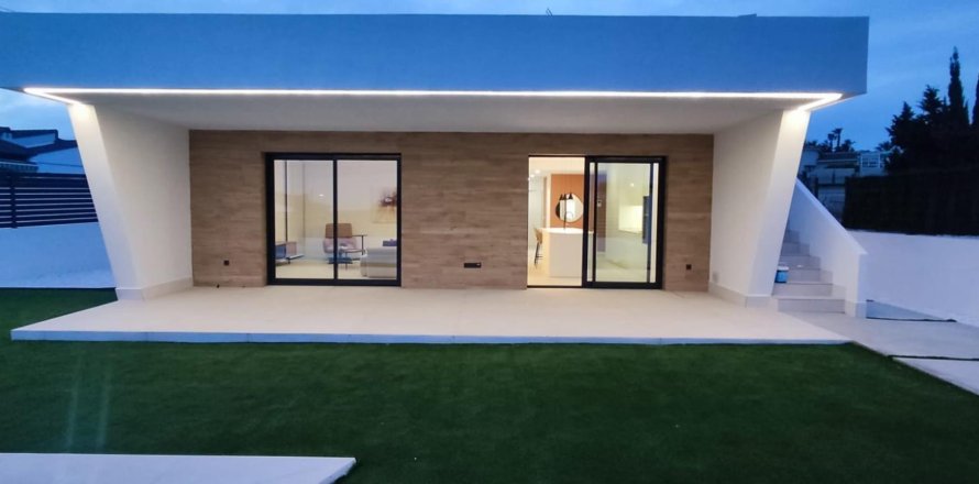 Villa Ciudad Quesada, Alicante, Spanien 3 sovrum, 150 kvm. Nr. 139473