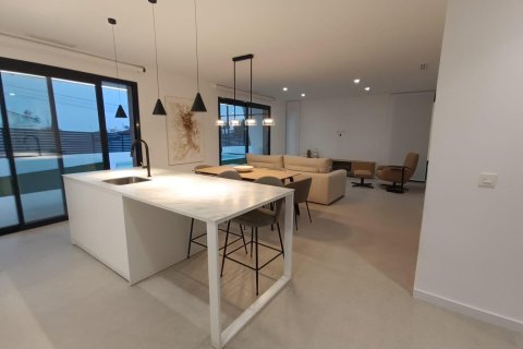 Villa till salu Ciudad Quesada, Alicante, Spanien 3 sovrum, 150 kvm. Nr. 139473 - foto 10