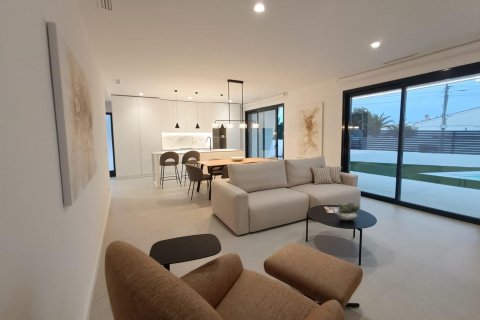 Villa till salu Ciudad Quesada, Alicante, Spanien 3 sovrum, 150 kvm. Nr. 139473 - foto 18