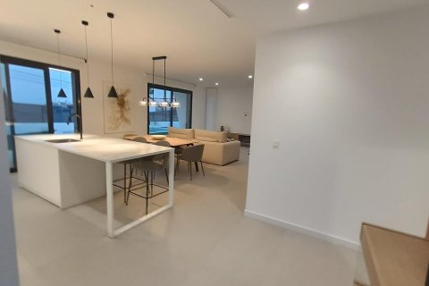 Villa till salu Ciudad Quesada, Alicante, Spanien 3 sovrum, 150 kvm. Nr. 139473 - foto 7