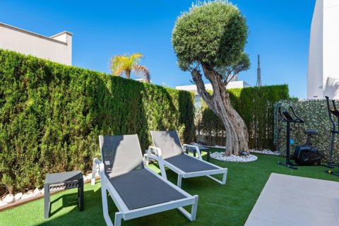 Villa till salu Dehesa De Campoamor, Alicante, Spanien 4 sovrum, 322 kvm. Nr. 139470 - foto 28