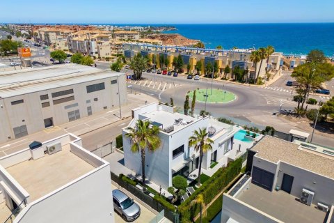 Villa till salu Dehesa De Campoamor, Alicante, Spanien 4 sovrum, 322 kvm. Nr. 139470 - foto 2