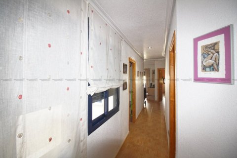 Apartamento en venta en La Nucia, Alicante, España 2 dormitorios, No. 183555 - foto 5