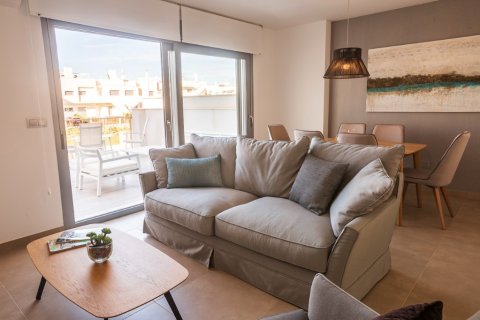 Huoneisto myytävänä Alicante, Espanja, 2 makuuhuonetta, 66 m2 No. 183559 - kuva 3