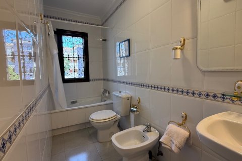 Villa à vendre Alicante, Espagne, 4 chambres, 154 m2 No. 139338 - photo 9