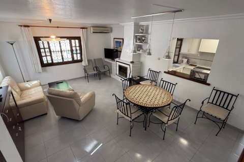 Villa à vendre Alicante, Espagne, 4 chambres, 154 m2 No. 139338 - photo 15